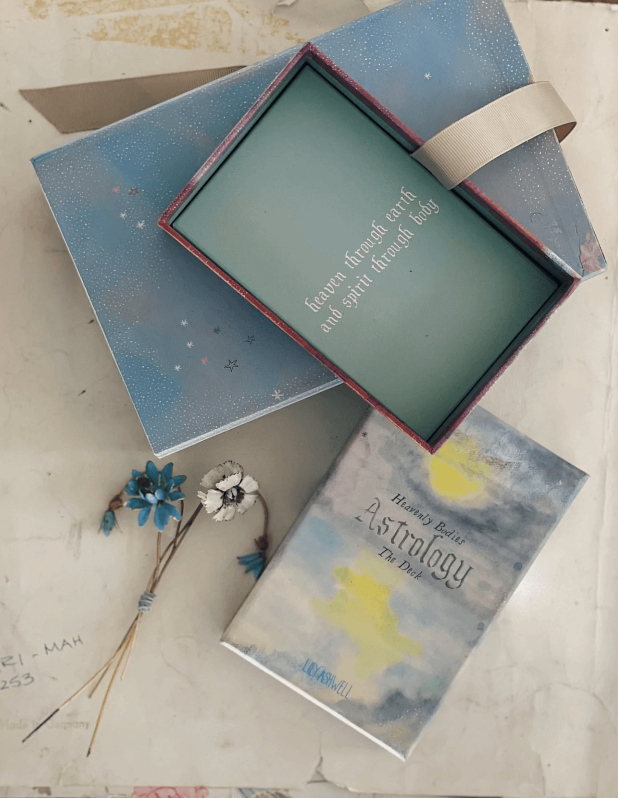 Astrology Oracle Deck and Deluxe Boxset